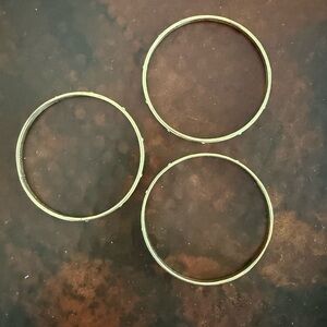 Gold costumer bangle braclets